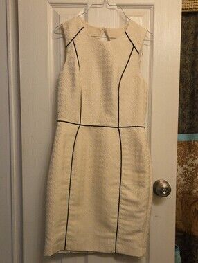 H&M Sleeveless Cream Textured Sheath Dress with Black Piping